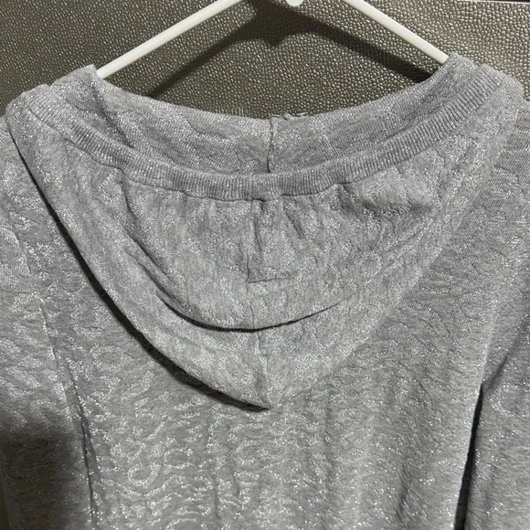 Gray Hooded Long Sleeve Top - Picture 2 of 4